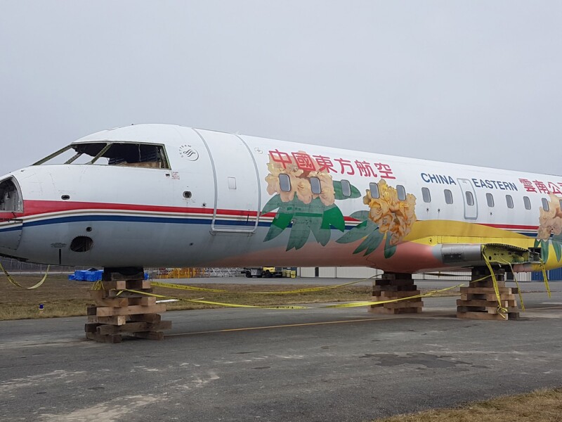 CRJ200